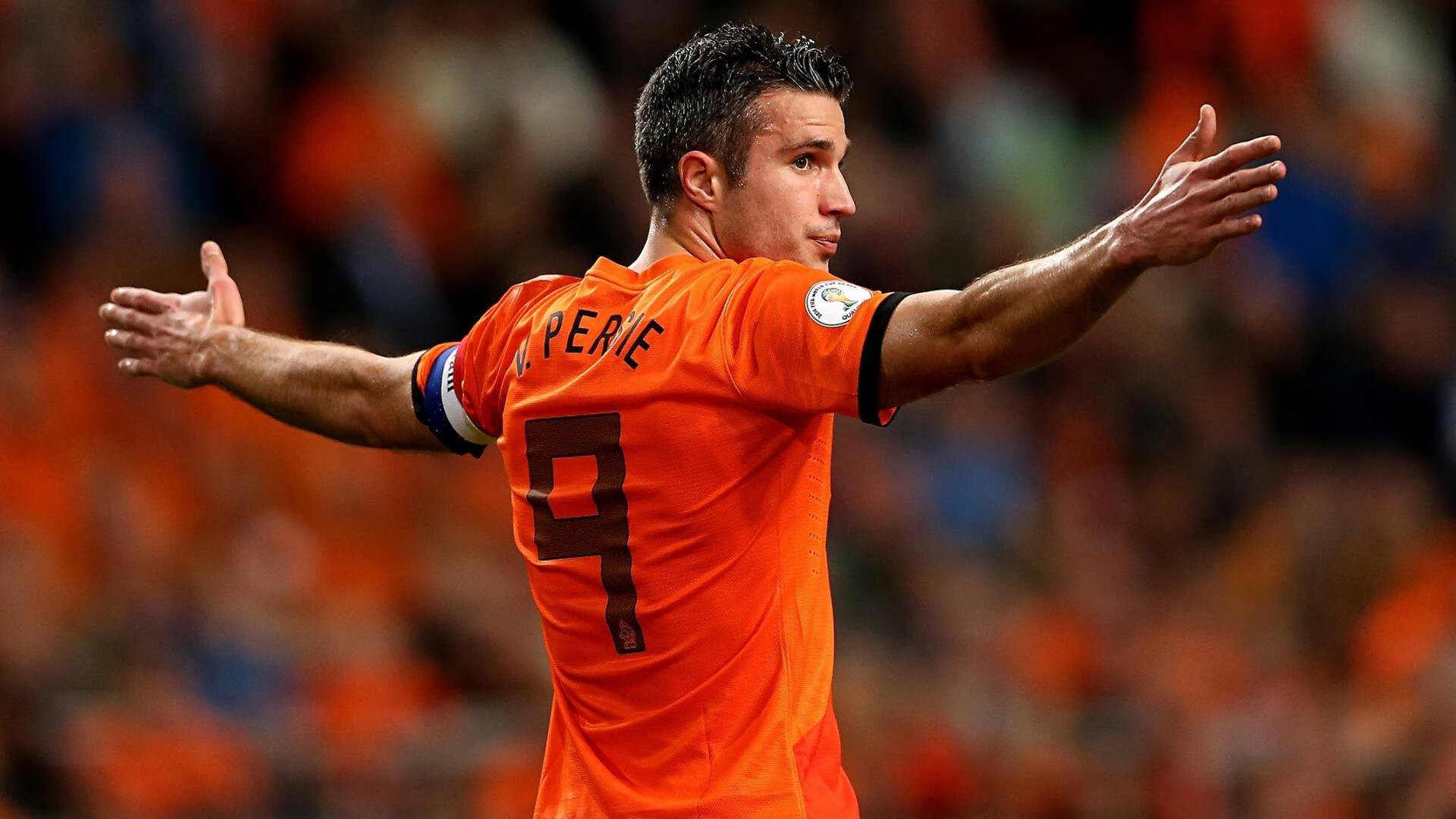 中国足球裁判员执法能力提升培训启动，足球裁判员资格考试