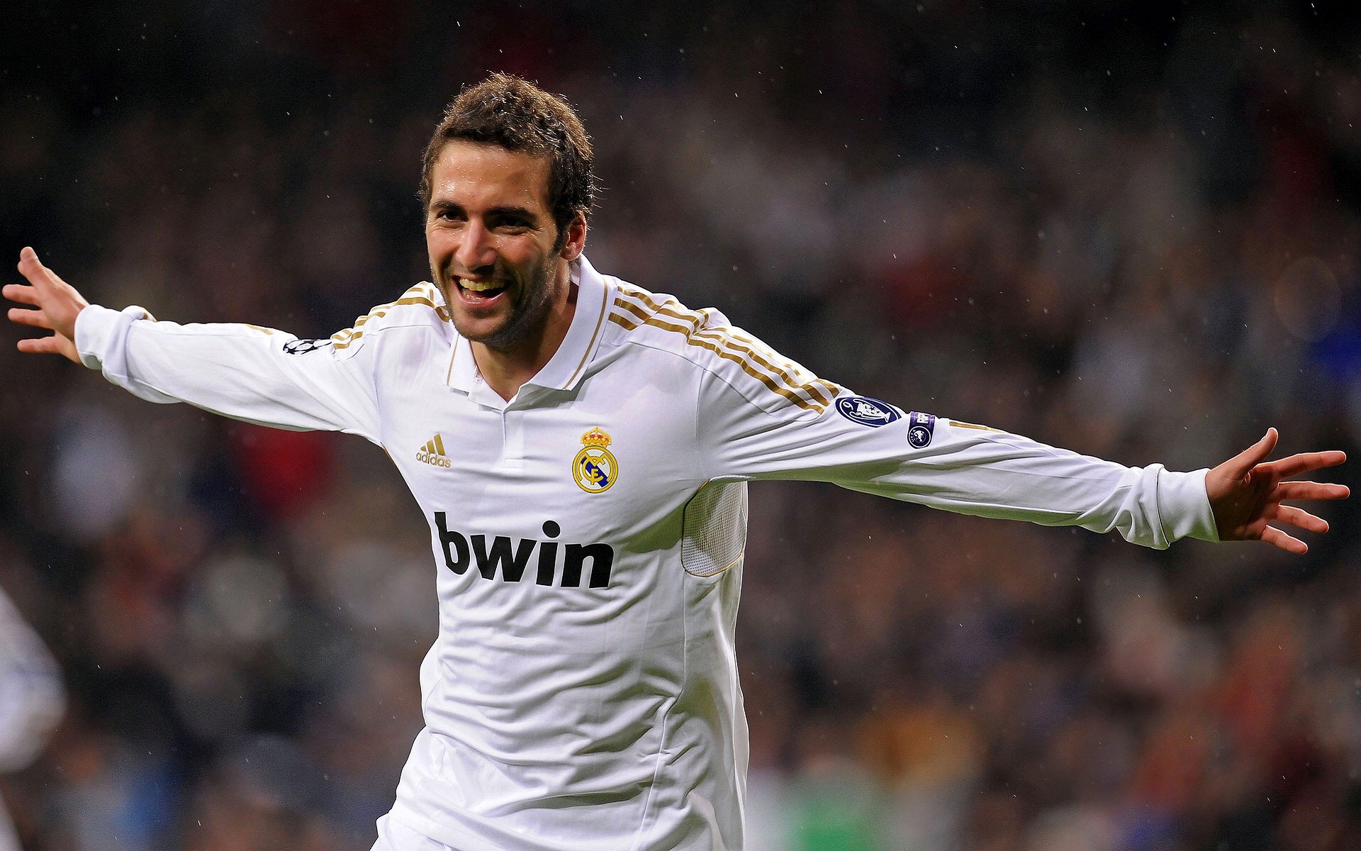 拉恩:凭借极快的速度和巧妙的变向,他让全黑队的进攻更加灵动